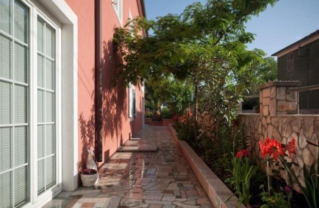 Adrian Apartments/ Jozo Martinovic Murter Exterior photo